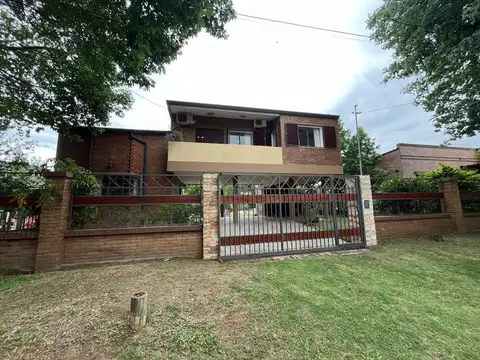 En venta | Casa 3 dormitorios en Colastine