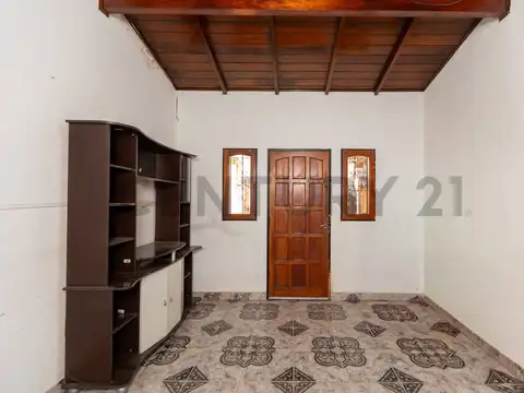 Ingeniero Huergo 3400, Piso 0