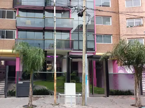 Cochera cubierta en pleno centro de Ramos Mejía