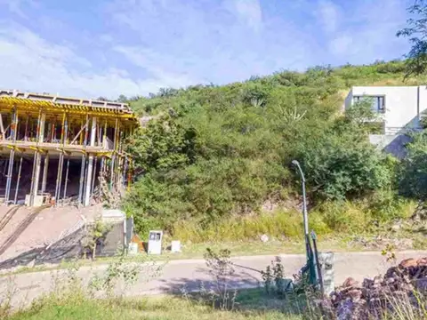 VENTA DE LOTE EN COUNTRY LA DESEADA