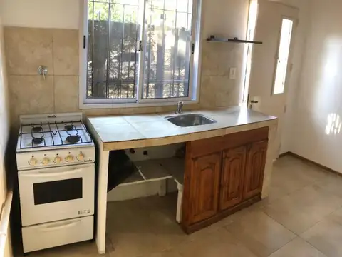 Depto Tipo Casa en Alquiler de 1 dormitorio