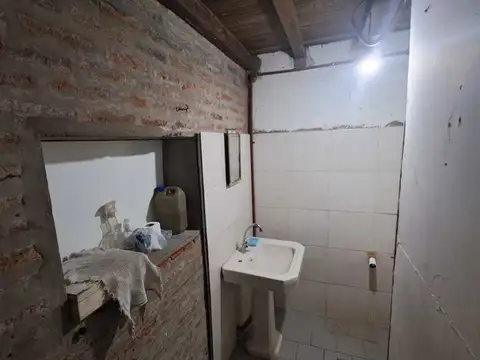 Galpon en Venta en Lomas De Zamora, USD 79.000