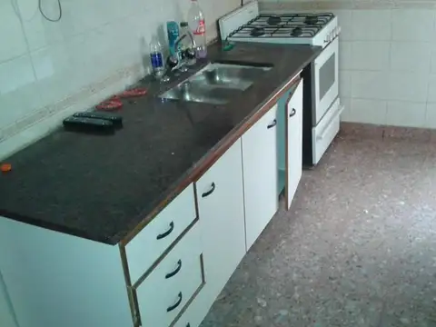 Depto Tipo Casa 2 ambientes con 1 baño
