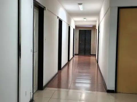 Oficina en Venta 51 años