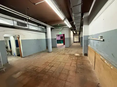 Local en Venta en Boca, USD 215.000