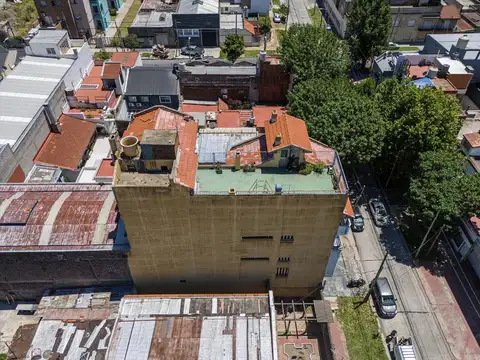 VENTA DE GALPON CON VIVENDA EN AVELLANEDA