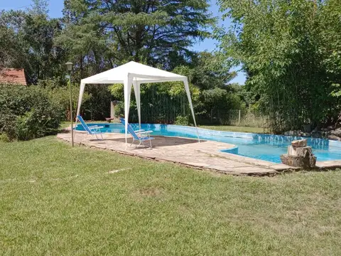 Casa 5 ambientes con 3 baños