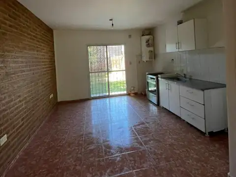 Casa en Alquiler en Canal V, $ 1.400.000