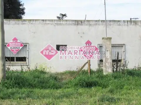 Acceso a Santa Lucia 100