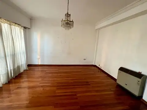 Depto Tipo Casa en Venta 42 años