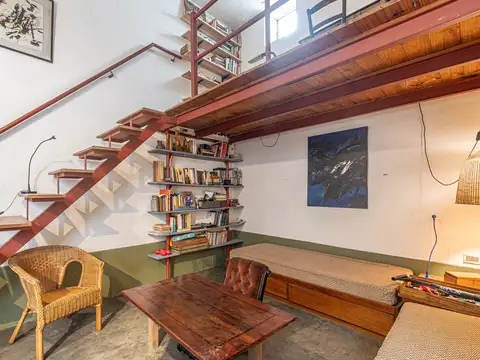 Depto Tipo Casa en Venta de 4 ambientes