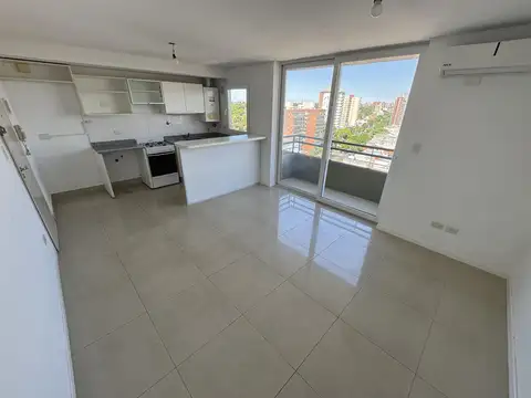 Departamento con cochera en alquiler en Beccar