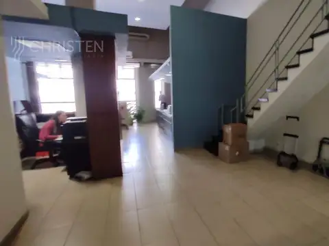 Local en Venta 60 años