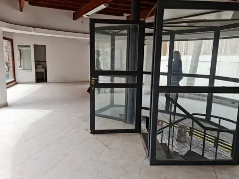 Local en Venta en Carilo, USD 90.000