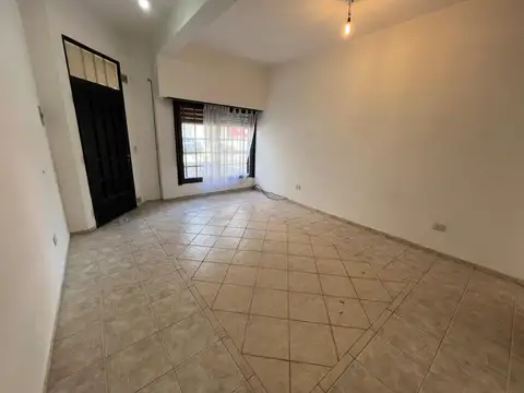Avenida Belgrano 4700 , Piso PB