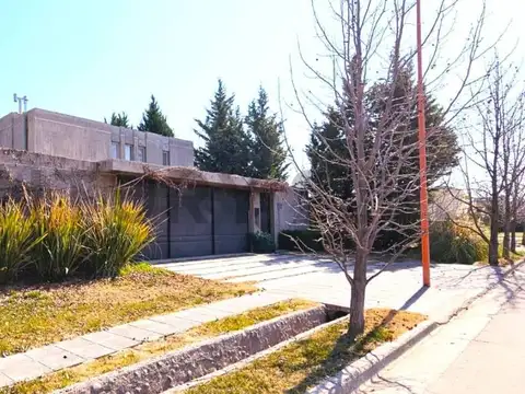 VENTA CASA CIPOLLETTI MANZANAR MILLENIUM