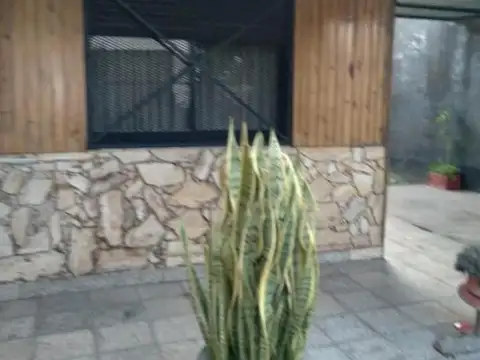 Salvador María Del Carril 900