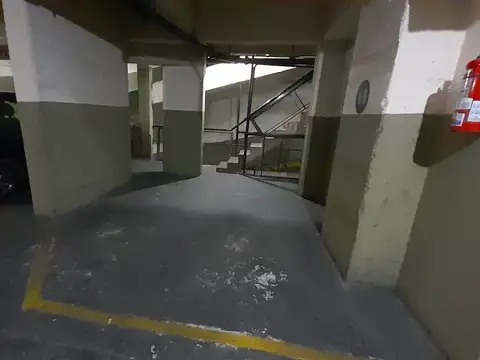 Venta Pack Cocheras Fija Cubiertas 13 m² - Abasto