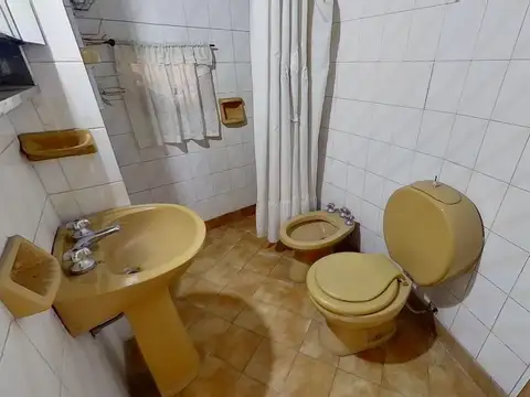 Depto Tipo Casa 4 ambientes con 1 baño