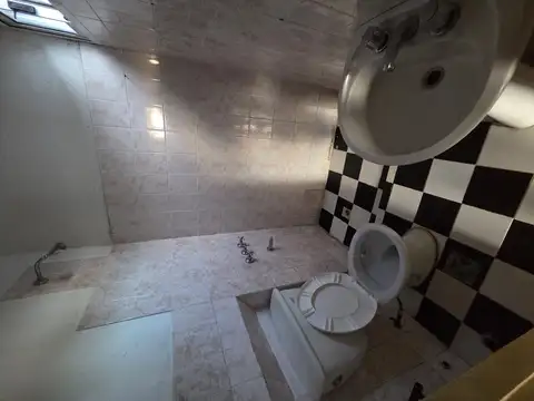 Ph 3 ambientes, 2 baño, patio y balcón