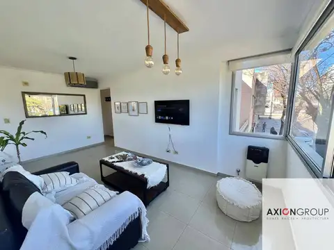 38 y Pza Güemes-Depto amoblado con vista a la plaza