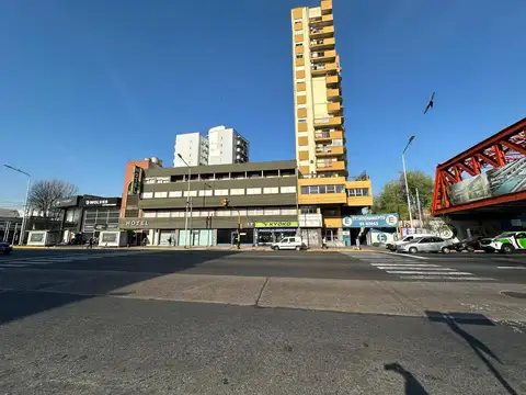 Avenida Mitre al 1400