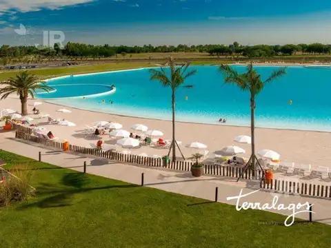 Terreno en venta en barrio cerrado Terralagos