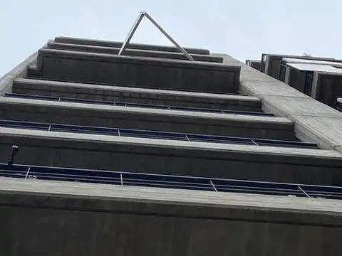 VENTA COCHERA EN PICHINCHA