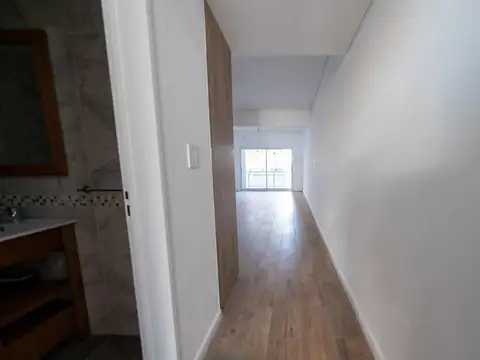 VENTA MONOAMBIENTE A ESTRENAR CON BALCON V. BOSCH