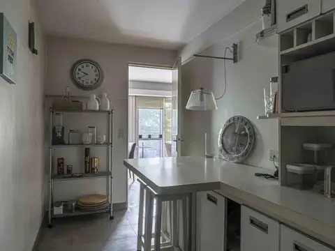 Departamento 5 ambientes con 2 baños