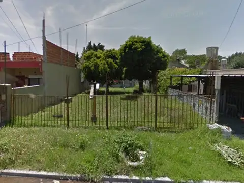 Lote de 10 x 30 en Ezpeleta este, Único lote en la zona 