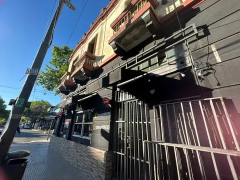 Av. Larrazabal al 900