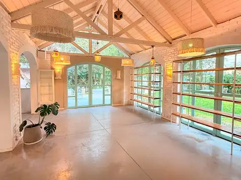 Local en Alquiler en Funes, USD 2.800