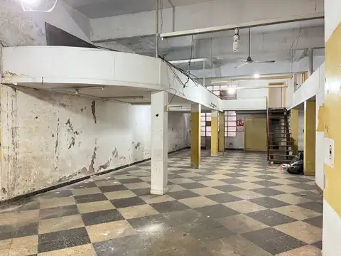 Local en Venta 46 años