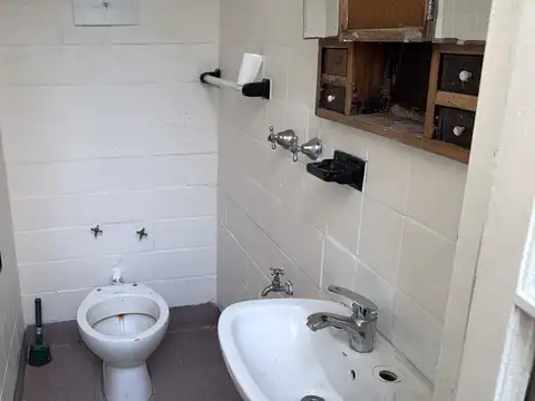 Depto Tipo Casa 2 ambientes con 1 baño