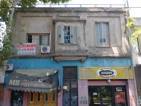 PH FRENTE 3 AMB 1 PISO MAS DEPENDENCIA DE SERVICIO CON BAÑO