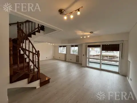 Venta departamento 4 ambientes con balcón en Wilde