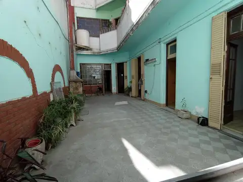 Depto Tipo Casa en Alquiler de 4 dormitorios