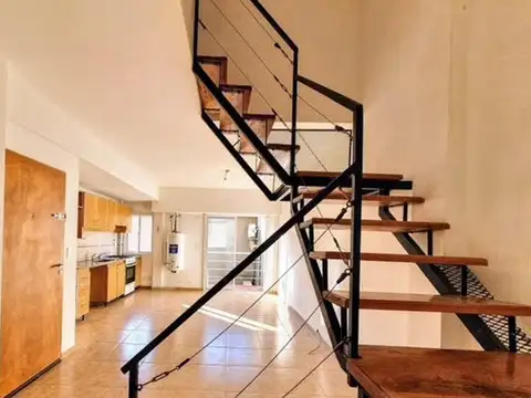 Depto Tipo Casa en Venta de 3 ambientes