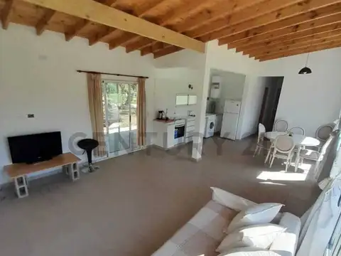 Casa 3 ambientes con 2 baños