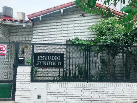 MUNRO. OPORTUNIDAD. DUEÑO VENDE CHALET LOTE PROPIO EN LA MEJOR UBICACIÓN.