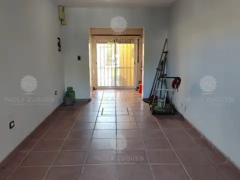 Casa 3 ambientes con 2 baños