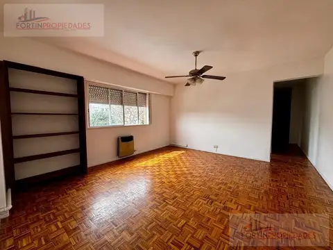 Departamento de tres dormitorios