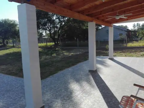 Impecable casa de 2 dormitorios a metros del Río, Colonia Benítez