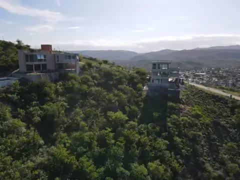Av. Ejército Argentino  al 300