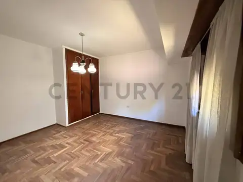 Casa de 3 ambientes c/departamento, Bernardino Rivadavia, Mar del Plata