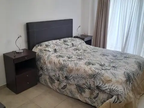 Departamento en Alquiler Temporal en Plaza Colon, $ 60.000