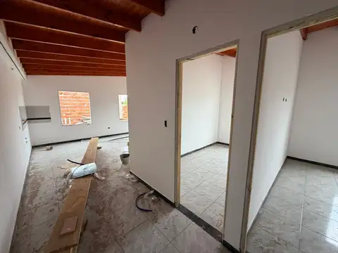 Casa 3 ambientes con 1 baño