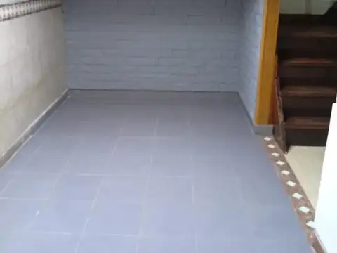 Depto Tipo Casa en Alquiler en Constitucion, $ 800.000