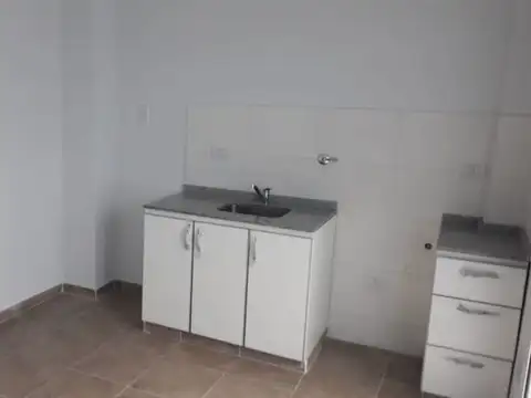 LA PAZ 2100, Piso PB